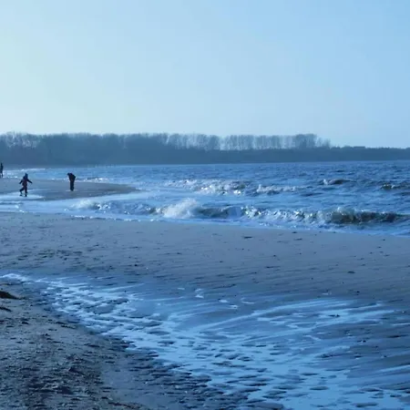 Sch Ne In Kr Pelin In Der N He Von *